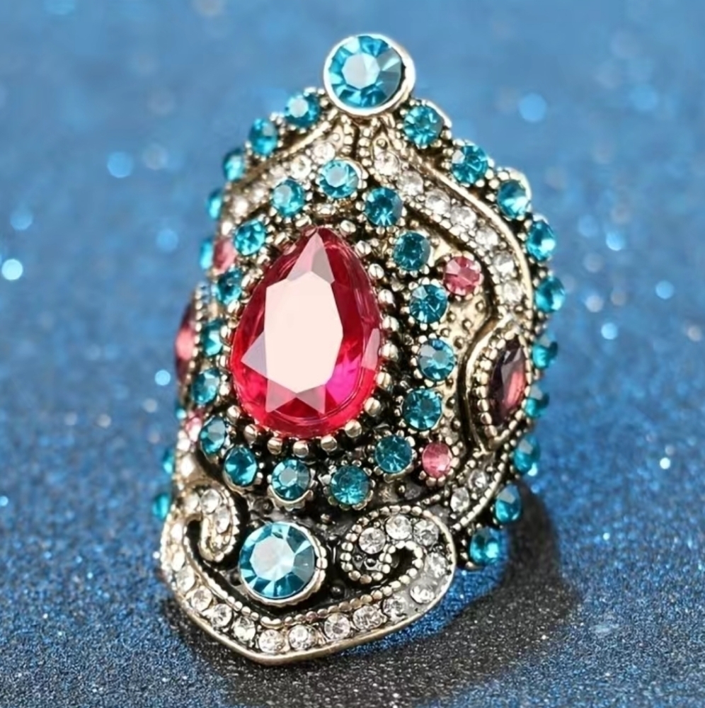 Elegant Silver and Red Gemstone Ring